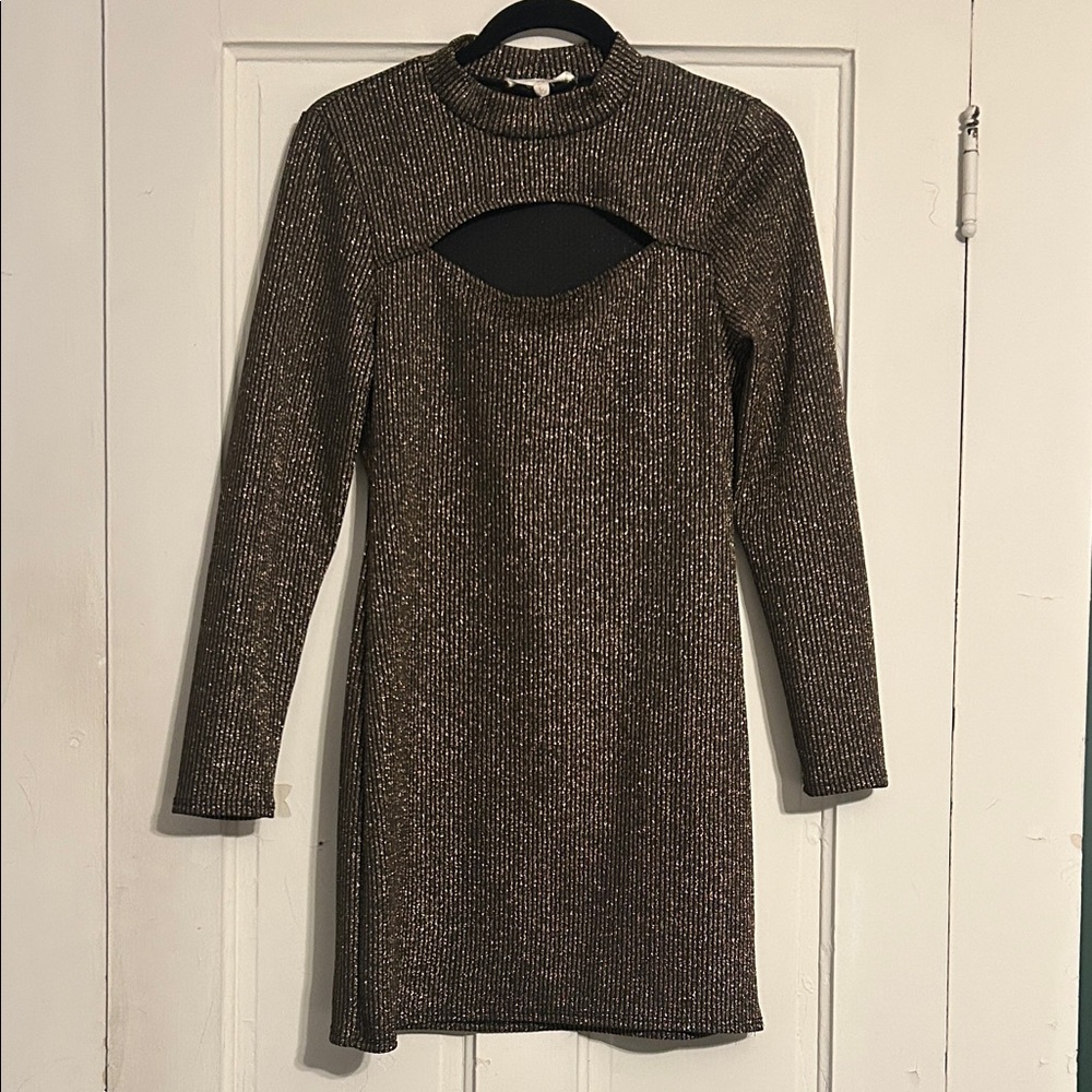 Black and Gold Metallic Long Sleeve Dress